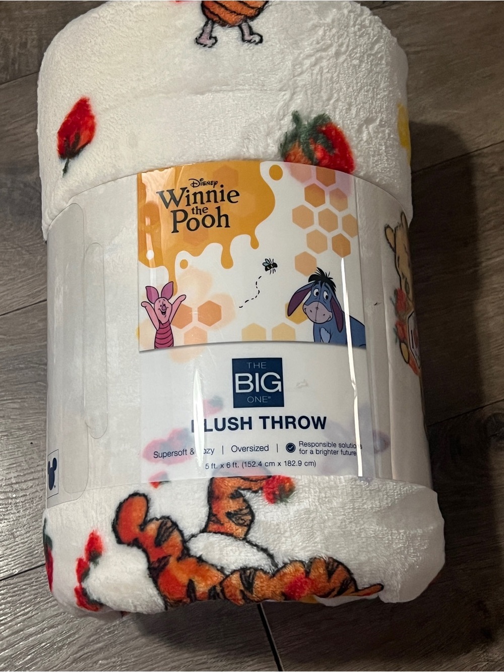 Disney Winnie The Pooh Big Oversized Plush Throw New